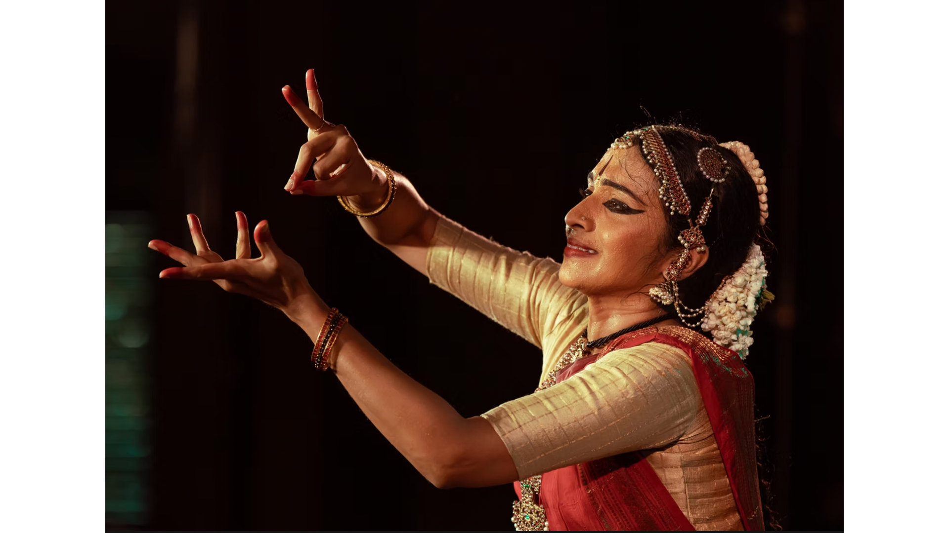 The Emotive Body in Bharatanatyam