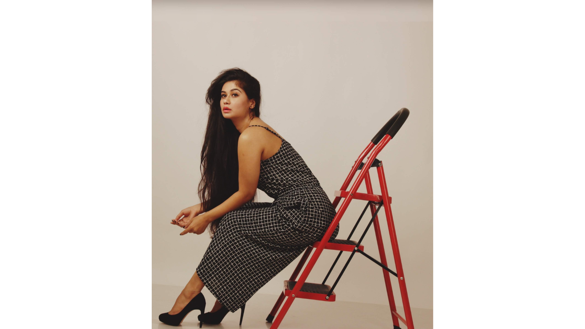 Dhara Thakkar